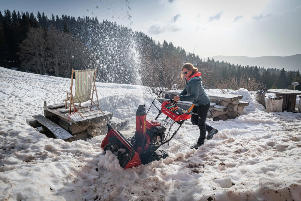 Seule dans la montagne