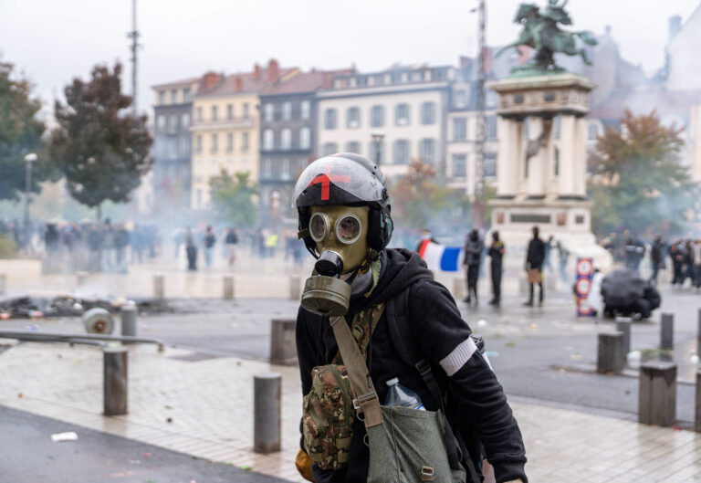 France, Clermont-Ferrand, 2026-10-17. October 17 protests against the high cost of living, during which clashes with law
