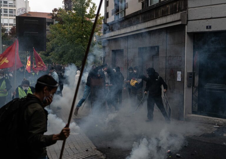 France, Clermont-Ferrand, 2026-10-17. October 17 protests against the high cost of living, during which clashes with law