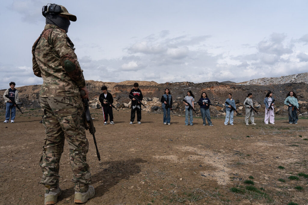 Arménie, l'école de la guerre