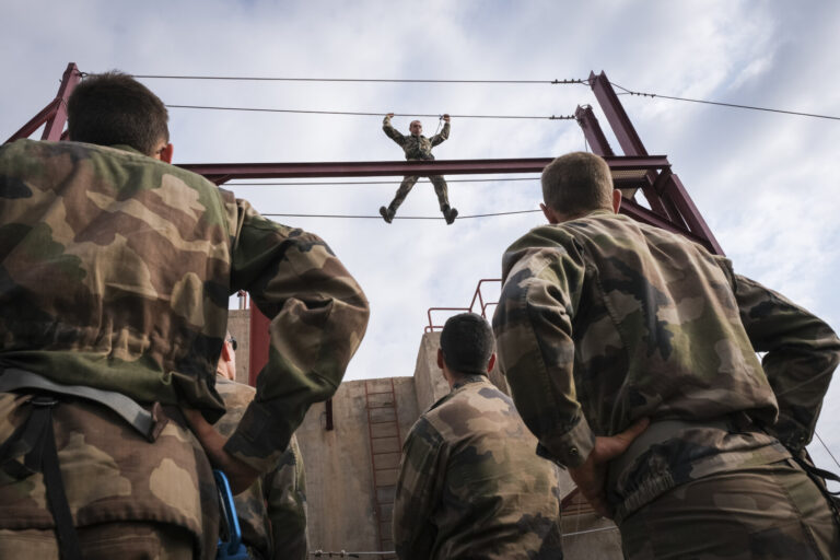 Djibouti, Djibouti, 2020-02-04. Officer cadets of the French Army infantry school, with foreign cadets among them, train