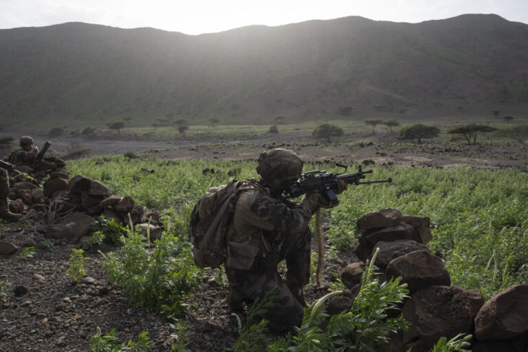 Djibouti, Djibouti, 2020-01-28. Officer cadets of the French Army infantry school, with foreign cadets among them, train