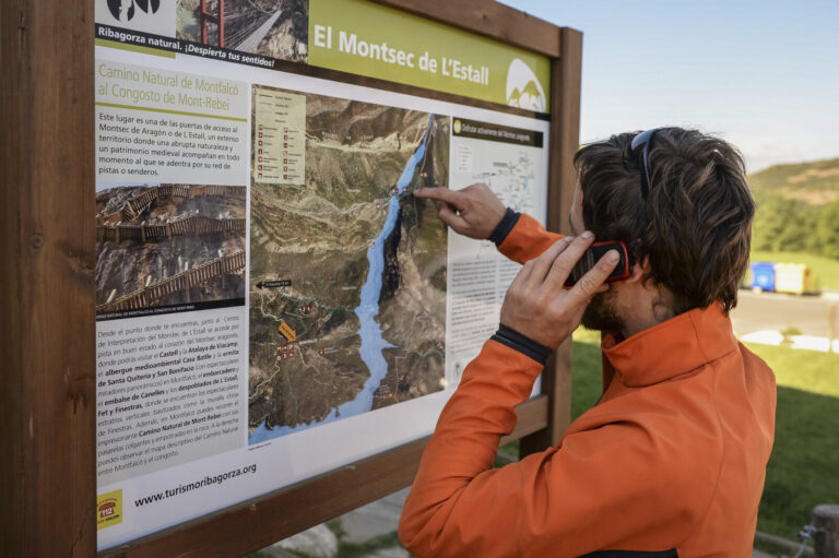 Spain, Puente de Montanana, 2014-05-15. Above the Mont-rebei gorge in the Spanish Pyrenees a French Spanish and Ukrainia
