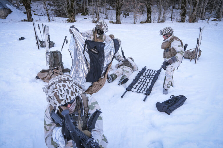 France, Grenoble, 2026-02-26. France, Grenoble, February 26, 2026. French soldiers from the 7th Alpine Chasseurs Battali