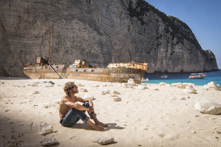 Greece, Zakynthos, 2015-10-21. On the island of Zakynthos the French of Pyrenaline and the Ukrainians of Rock n Rope rig