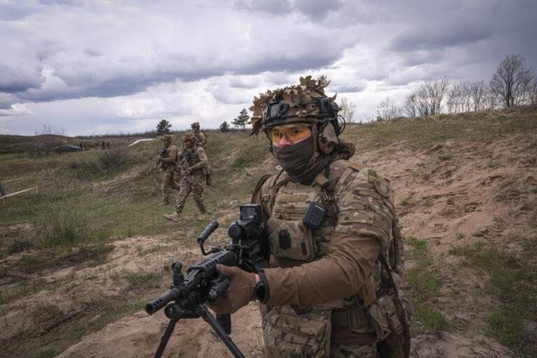 Ukraine, Pavlograd, 2026-04-24. Operators of the Omega special forces regiment of the Ukrainian National Guard train on 