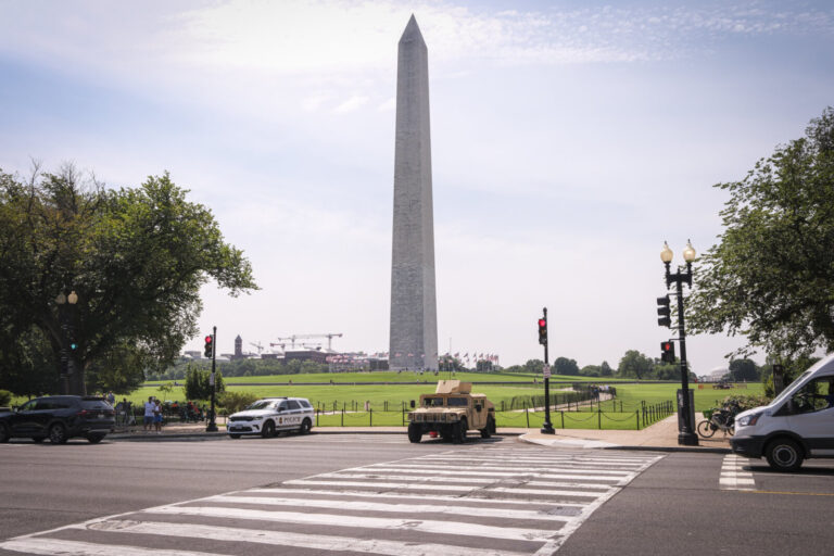 Etats-Unis, Washington, 2026-08-11. United States, Washington D.C., 2026-08-12. Members of the U.S. National Guard are d