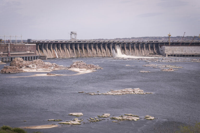Ukraine, Zaporijia, 2026-04-23. The hydroelectric dam and the high voltage substation of Zaporizhzhia in April 2026, the