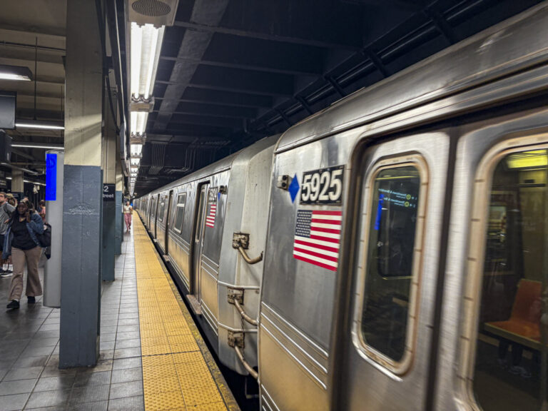 United States, New York, 2026-08-05. A subway train numbered 5925 stands at a platform of the New York underground. Phot