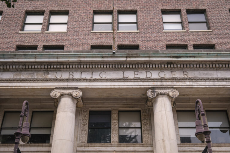 United States, Philadelphia, 2026-08-14. The Public Ledger Building and its ionic columns, in the historic centre of Phi