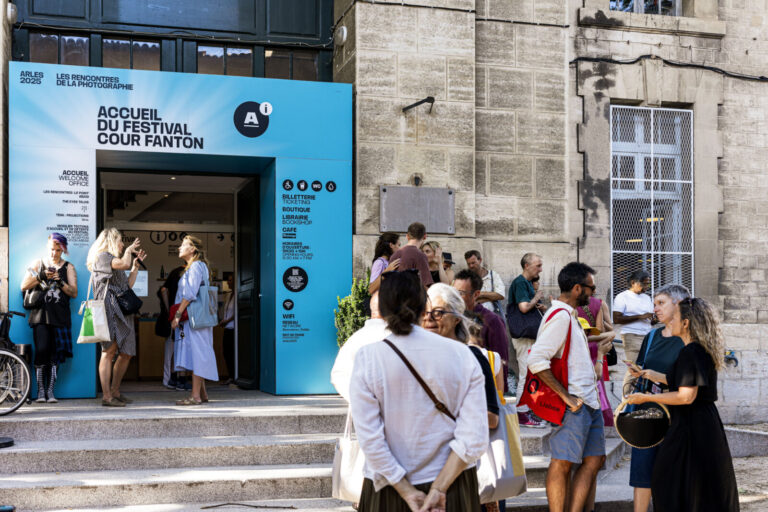 France, Arles, 2025-07-07. France, PACA, Arles, 7 juillet 2025 : La billetterie des Rencontres de la photographie d'Arle
