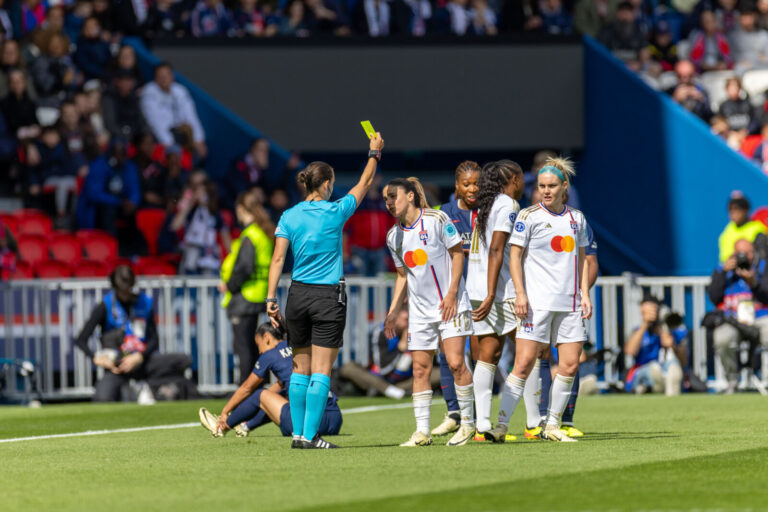 France, Paris, 2024-04-28. Women s Champions League semi-final between PSG and Lyon. Return match at the Parc des Prince