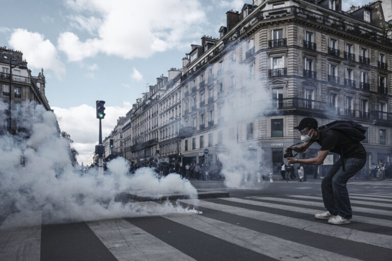 France, Paris, 2026-10-17. Thousands of demonstrators gather on the Place de la République during a major national prote