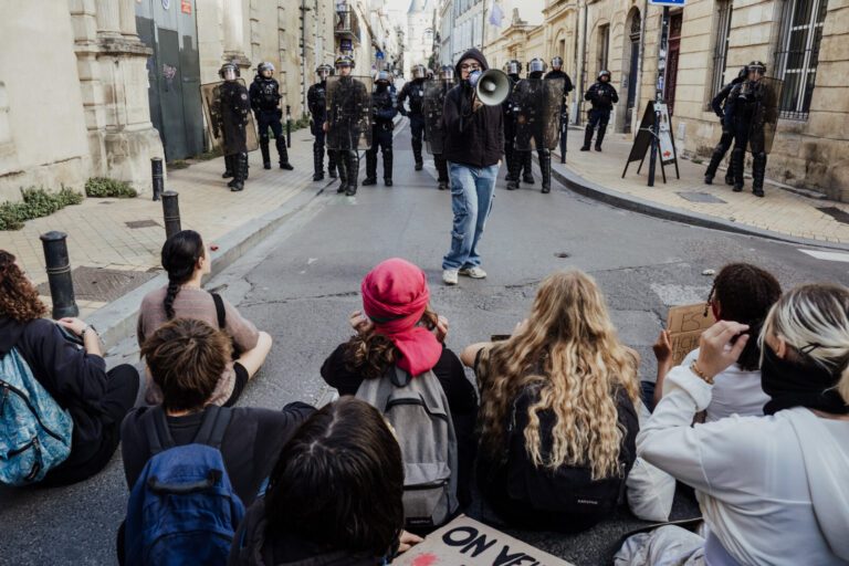 France, Bordeaux, 2026-10-02. High school students are protesting and blocking access to their schools to denounce the d