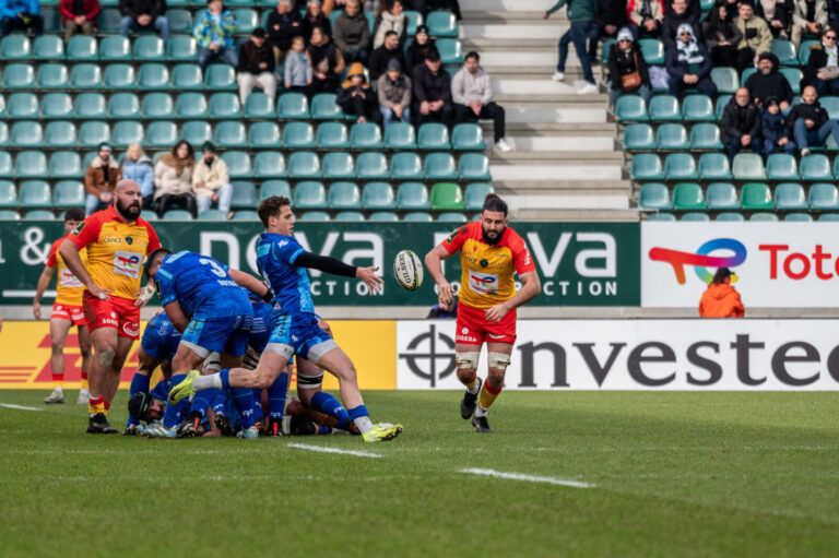 France, Pau, 2025-01-18. Pau narrowly lost to the Ospreys (28-31) in their final pool match, despite a strong start and 