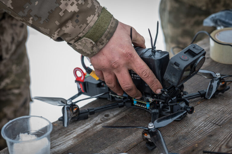 Ukraine, Pavlohrad, 2026-01-29. Ukrainian soldiers take part in a military training session in an area located close to 