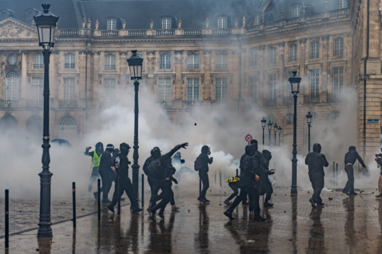 France, Bordeaux, 2026-10-24. In Bordeaux, the march on the second day of protests against the rising cost of living ini
