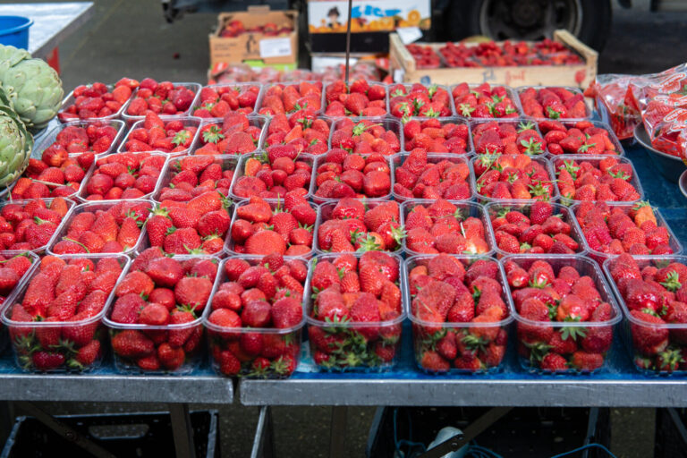 France, Lyon, 2022-05-13. Trays of strawberries on a food market stall quai saint antoine.Photograph by Franck CHAPOLAR