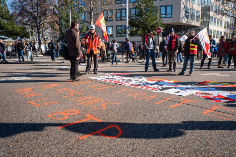 France, Lyon, 2023-02-07. Demonstration against the pension reform. Retirement at 55 for the construction industry writt