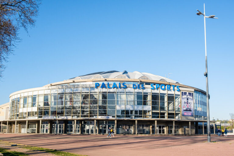France, Lyon, 2025-04-01. Facade of the Gerland sports hall. Photograph by Franck CHAPOLARD / Collectif DR.France, Lyon