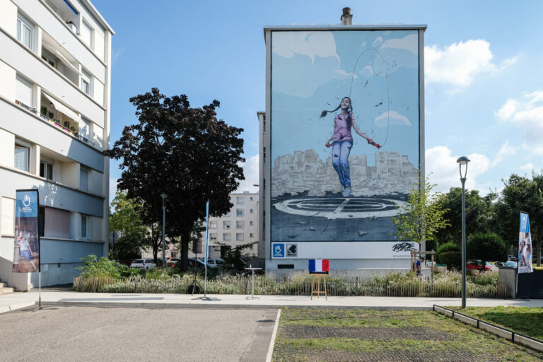 France, Lyon, 2021-09-21. Lyon (France), le 21 septembre 2021. Inauguration de la premiere fresque en hommage au civil i