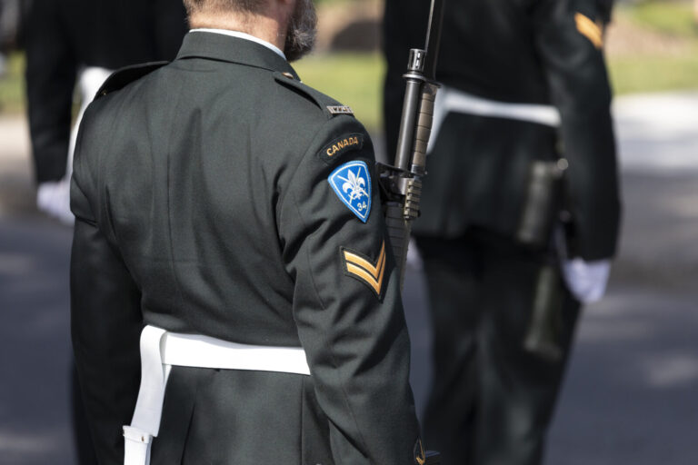 Canada, Drummondville, 2026-09-12. A soldier of the 22nd Infantry Regiment of Quebec, bearing the regimental patch and c