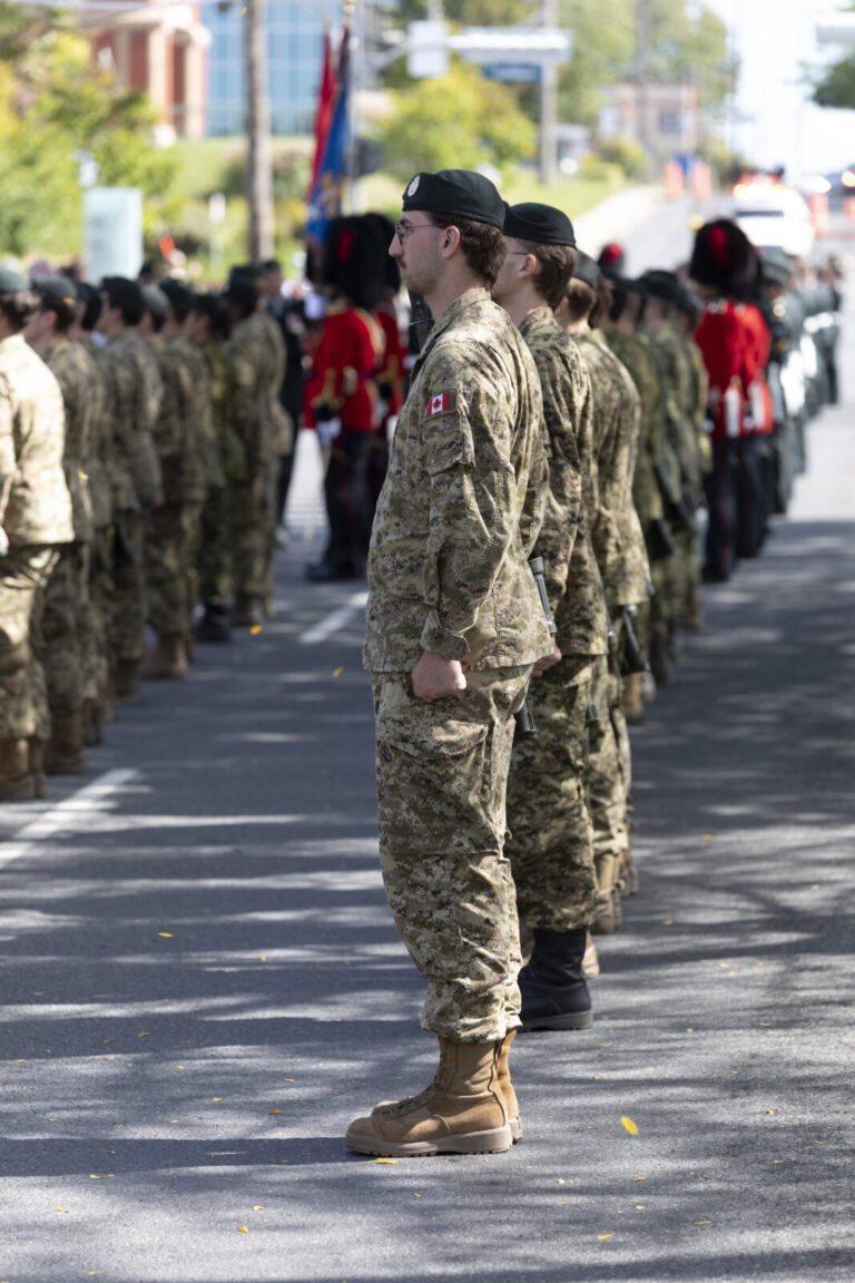 Canada, Drummondville, 2026-09-12. Canadian Armed Forces soldiers from the Royal 22e Regiment stand at attention in CADP