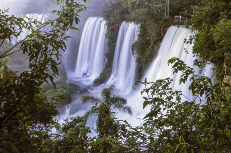 Argentine, Iguazu, 2005-01-20. Iguazu Falls extend across Iguazu National Park, in Misiones Province, northeastern Argen
