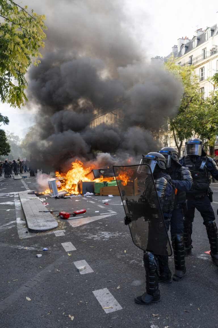 France, Paris, 2026-10-06. High school and university students take part in a day of mobilisation in Paris to protest th
