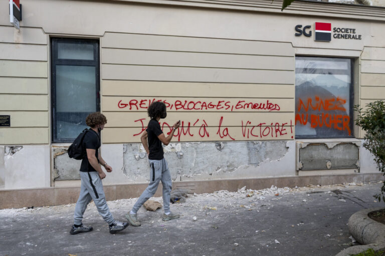 France, Paris, 2026-10-06. High school and university students take part in a day of mobilisation in Paris to protest th