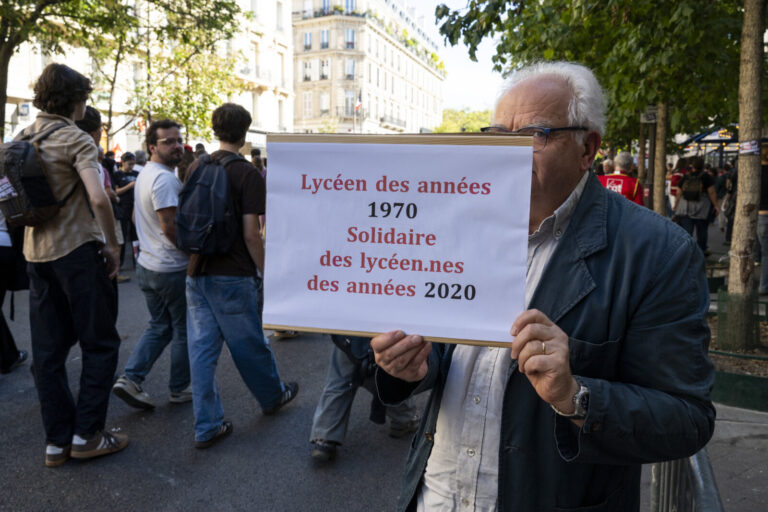 France, Paris, 2026-10-06. High school and university students take part in a day of mobilisation in Paris to protest th
