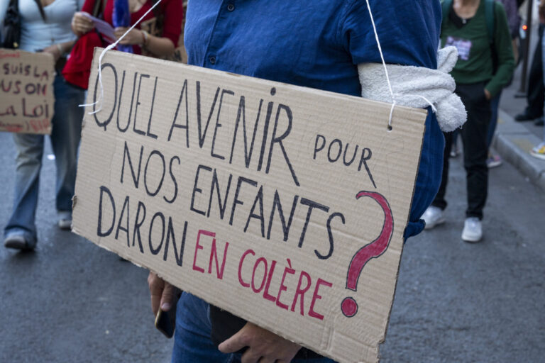 France, Paris, 2026-10-06. High school and university students take part in a day of mobilisation in Paris to protest th