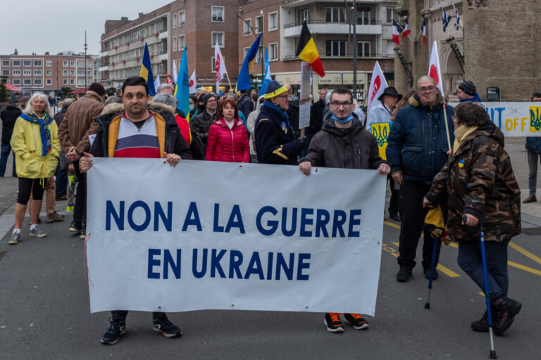 France, Dunkerque, 2022-03-06. France, Dunkerque, (Hauts-de-France),2022-03-05. Hundreds of people gathered in Place Jea