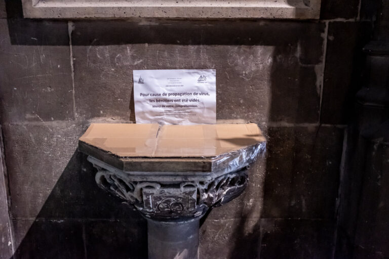 France, Lille, 2020-11-17. Eglise Saint Maurice, Lille (France), le 17/11/20. Dans le cadre de l'etat d'urgence sanitair