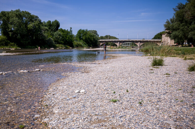 France, Vinon-sur-Verdon, 2022-06-20. A large beach in the bed of the Verdon river due to the lack of snow last winter. 