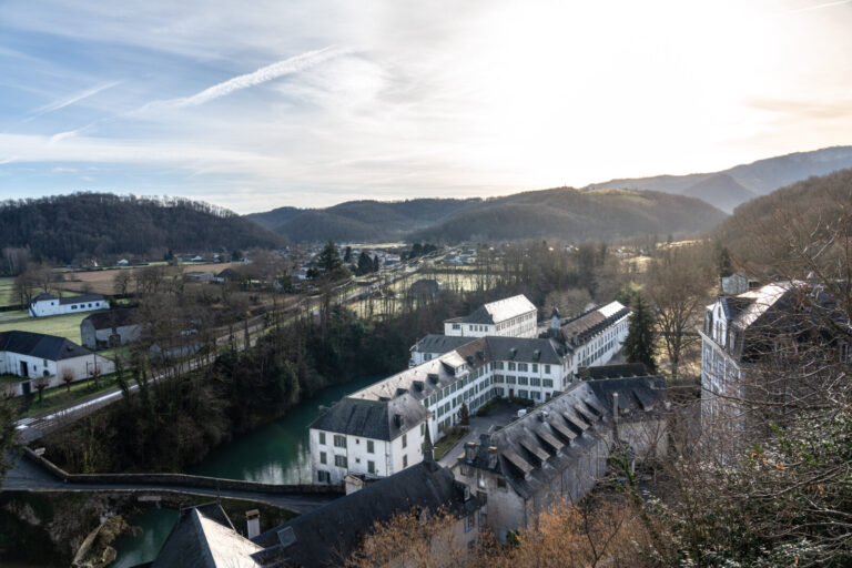 France, Lestelle Betharram, 2025-02-15. France, Pyrenees Atlantique, Fevrier 2025, Vue du college Le Beau Rameau de Beth