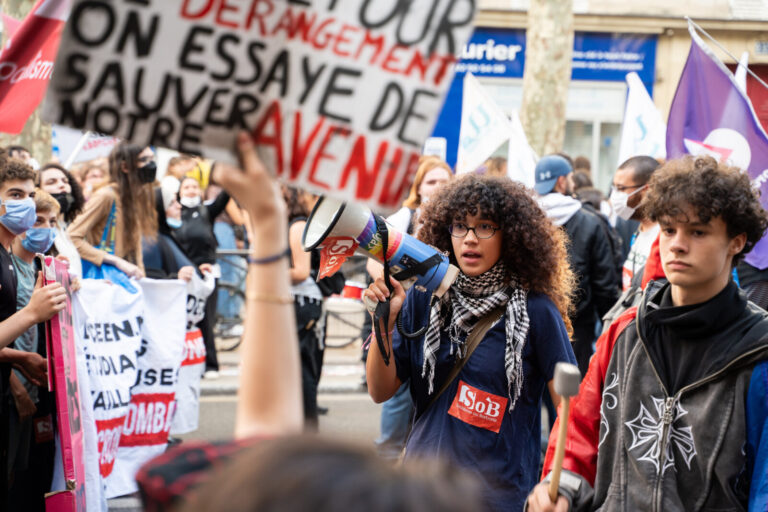 France, Paris, 2026-10-06. High school students, university students and unions march in Paris during the third national