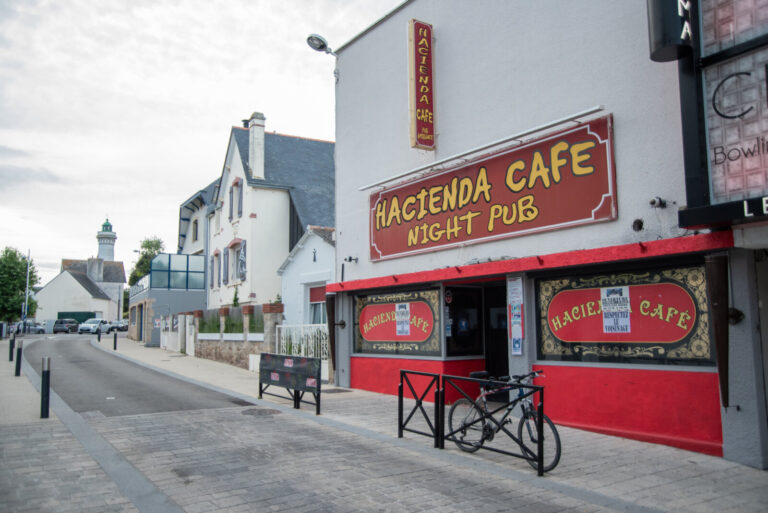 France, Quiberon, 2020-07-25. Nouveaux Clusters de contamination au Covid-19 dans le Morbihan, a Quiberon et Belle-ile. 