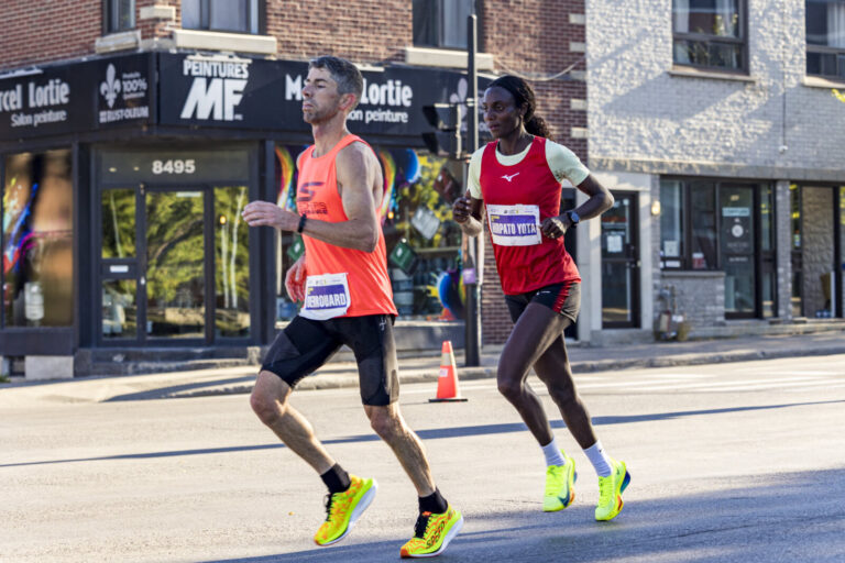 Canada, Montreal, 2025-09-21. Bahraini runner Marta Hirpato Yota at the 21st kilometer mark of the Montreal Marathon. Sh