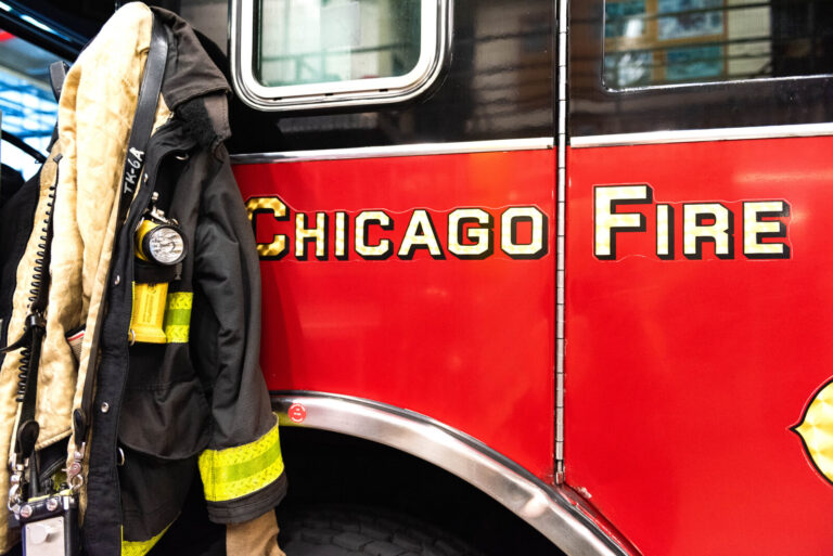 Etats Unis d'Amerique, Chicago, 2018-10-09. 09/10/2018 Chicago, Illinois, USA : Un equipement contre le feu accroche a u